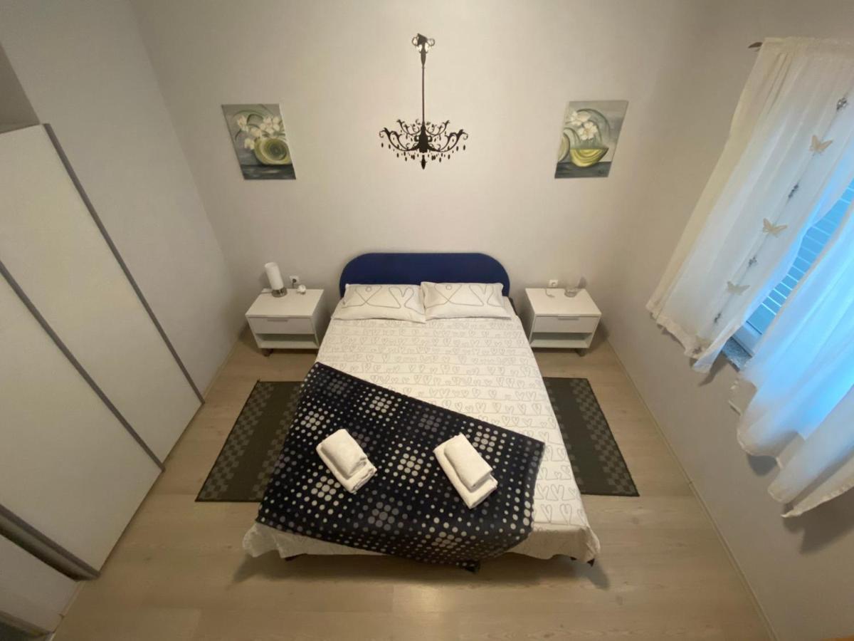 Apartments Jerine Tribunj  Ngoại thất bức ảnh