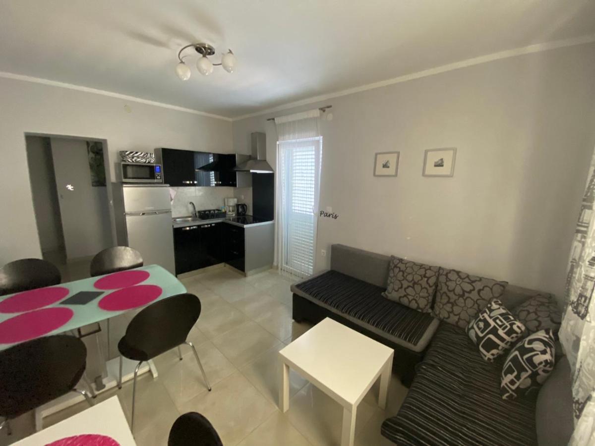 Apartments Jerine Tribunj  Ngoại thất bức ảnh