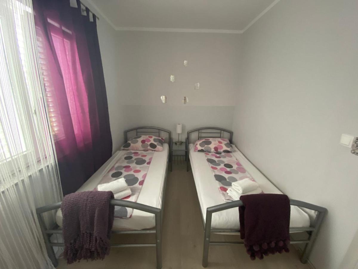 Apartments Jerine Tribunj  Ngoại thất bức ảnh