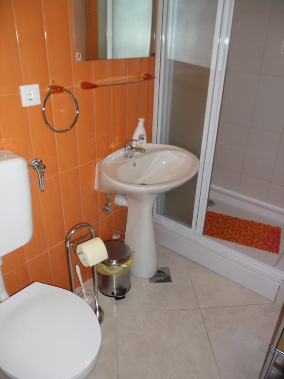 Apartments Jerine Tribunj  Ngoại thất bức ảnh